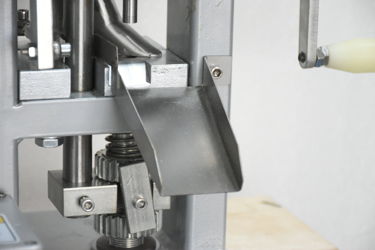 THDP-3 Automatic Single Punch Tablet Press Machine